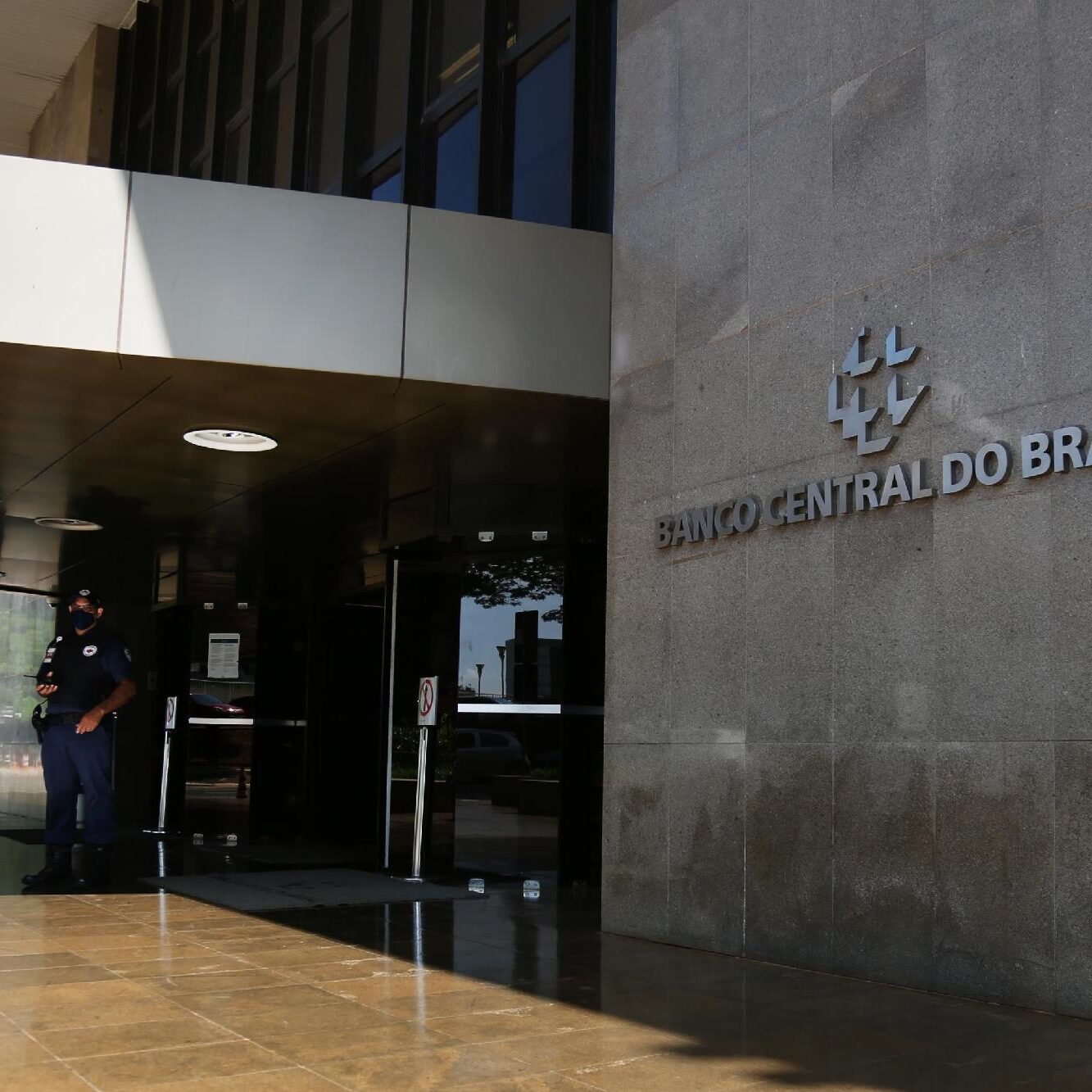 Banco Central do Brasil: o que é, como funciona e funções do Bacen –  Investidor Sardinha