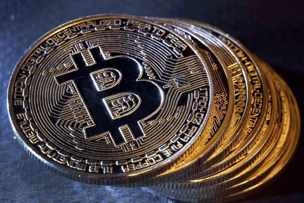 O que é bitcoin, como funciona, segurança e como investir