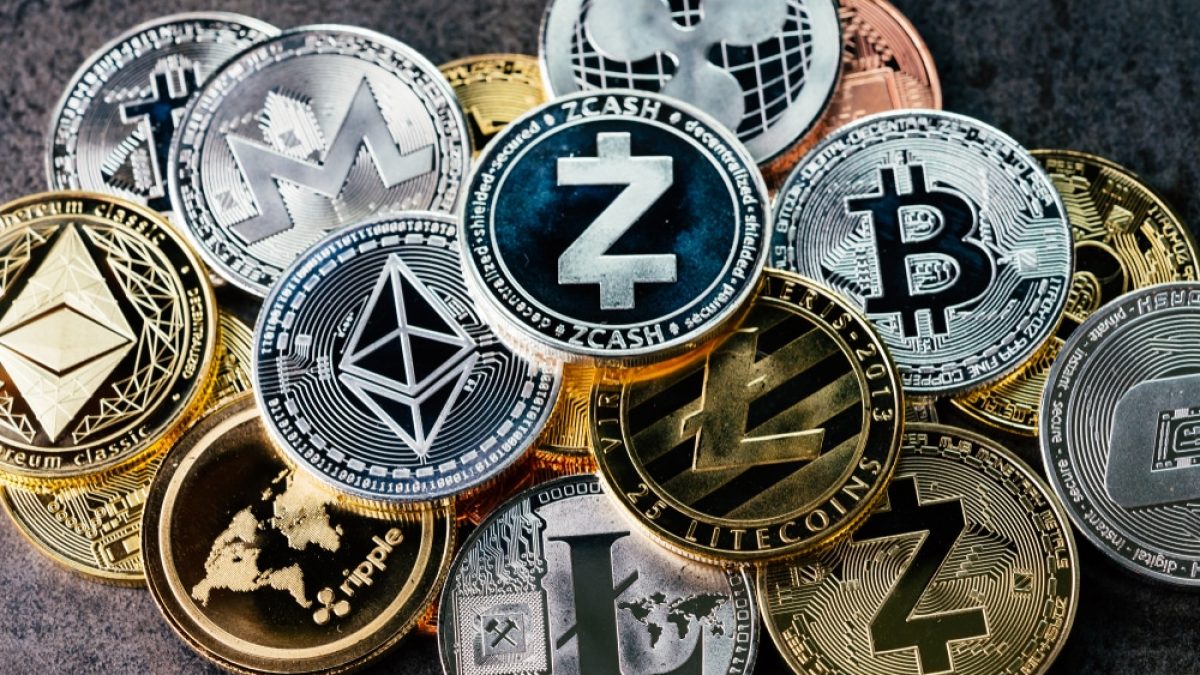 Como comprar criptomoedas? O que analisar e como armazenar