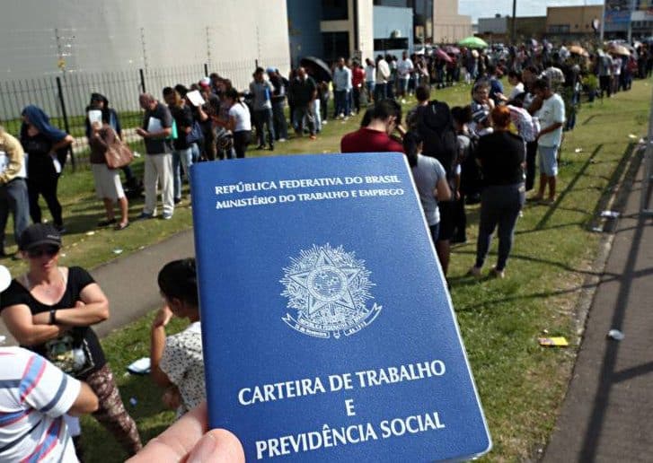 Desemprego Conjuntural: definição e as causas desse evento cíclico