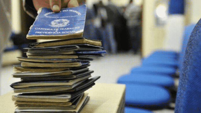 Desemprego Conjuntural: definição e as causas desse evento cíclico