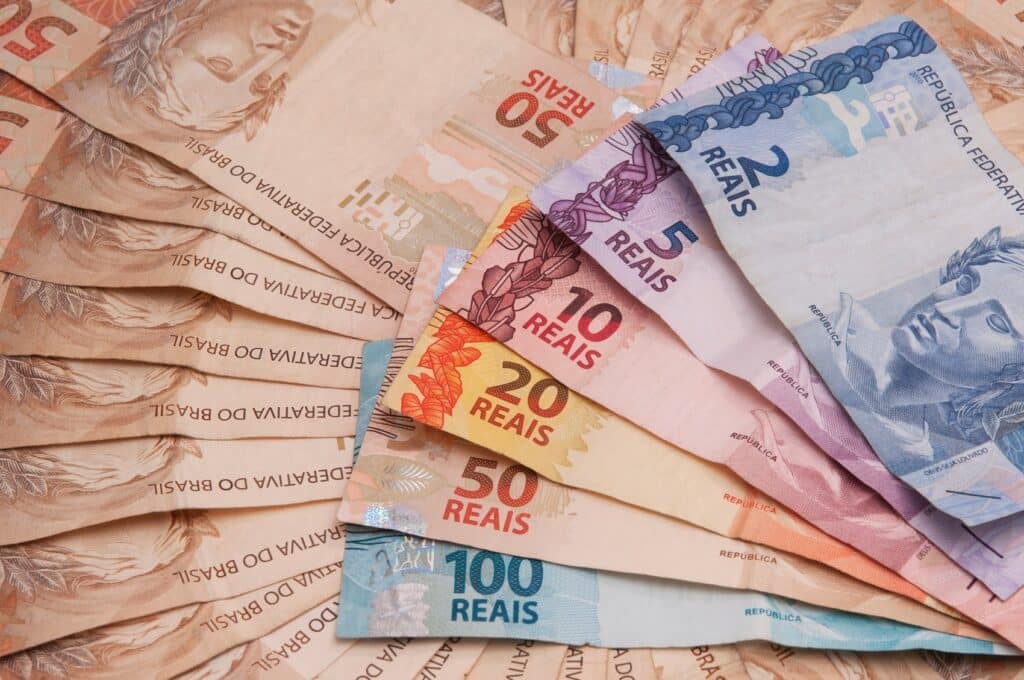Papel-moeda: o que é, origem, importância e emissão