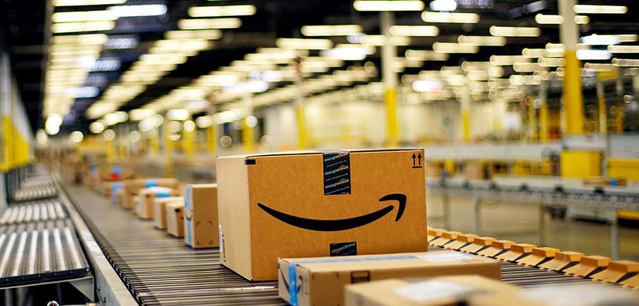 Amazon oferece mais 125 mil empregos com salário de US$18 a hora